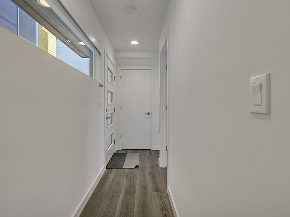 5th image of 6731 Alonzo Ave NW #B