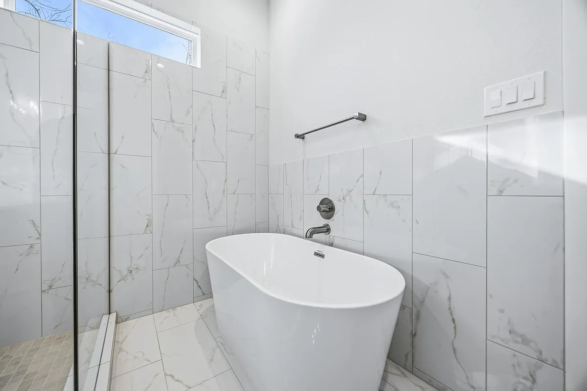 Unit Photo - 6112 De Campo St