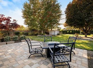 2359 SE 55th Ave, Hillsboro, OR 97123