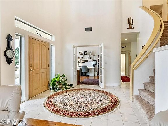 2nd image of 3275 S Tioga Way