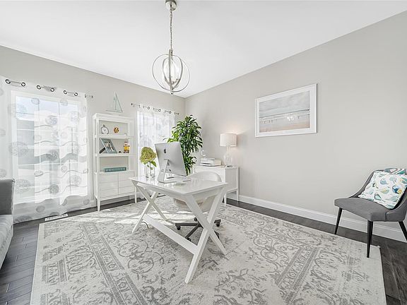 5th image of 660 Brighton Heights Ct