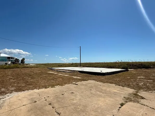 133 Miramar Dr, Mexico Beach, FL 32456