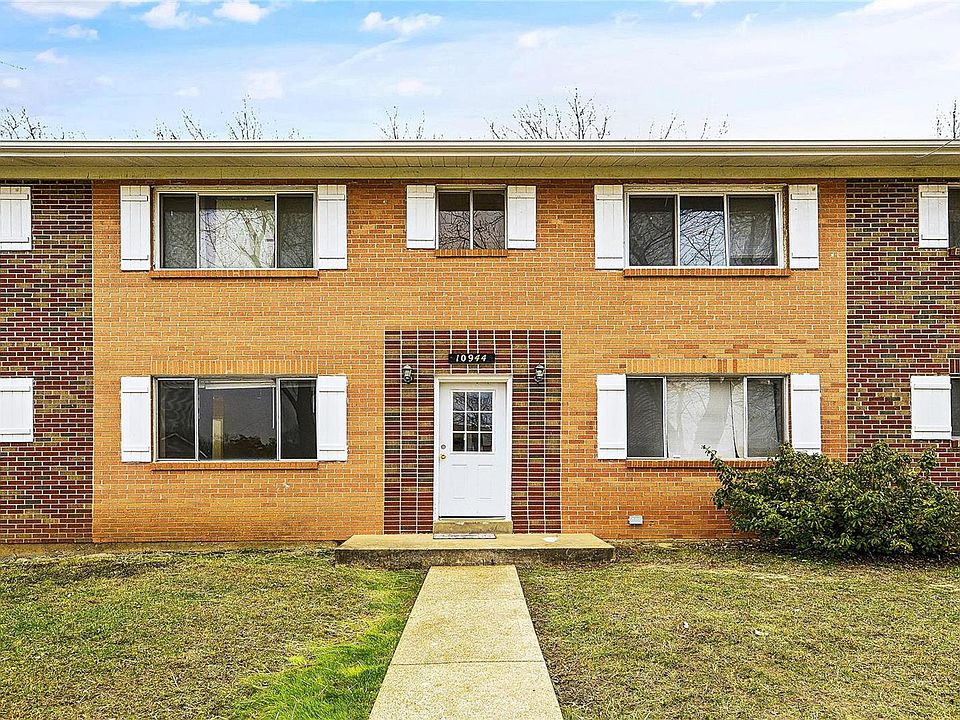 1st image of 19044 Warwickhall Dr #1