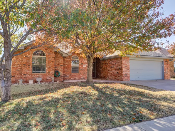 5615 99th St, Lubbock, TX 79424