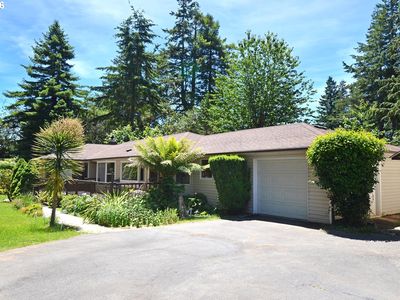 925 7th St, Brookings, OR, 97415