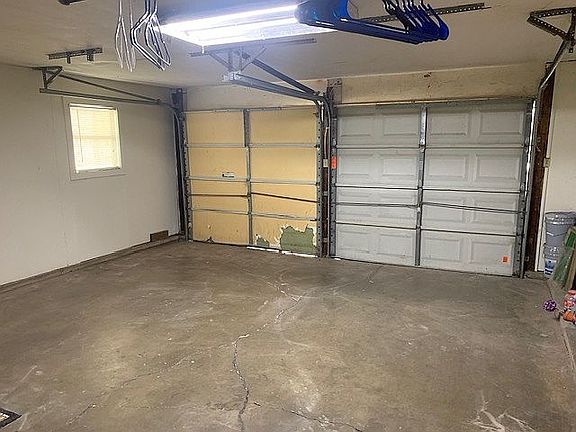 5th image of 2108 SE 21st Ave