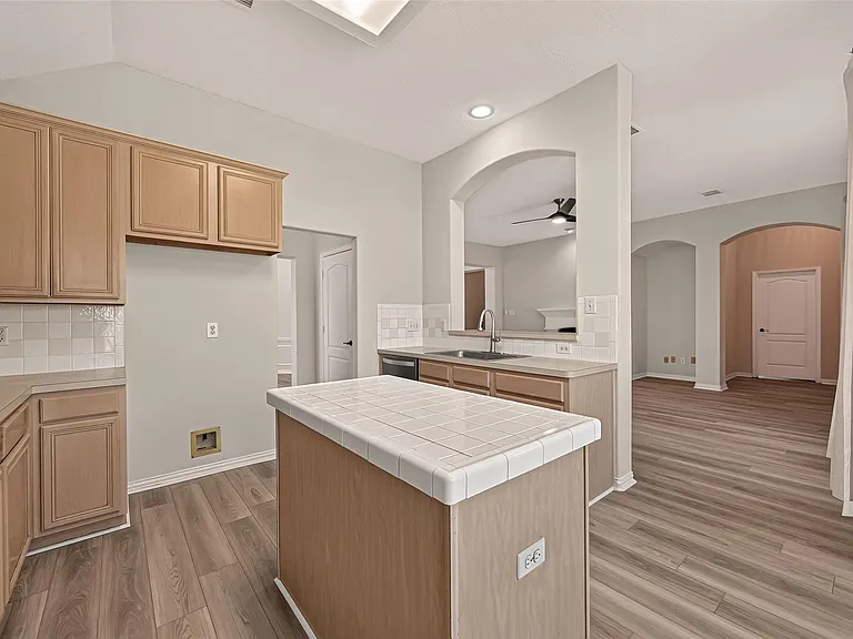 2607 Plantation Hollow Ct — Photo 25