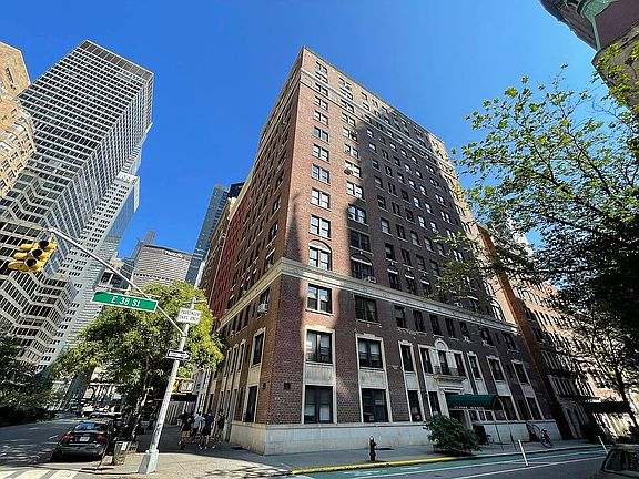 2nd image of 67 Park Ave #6E