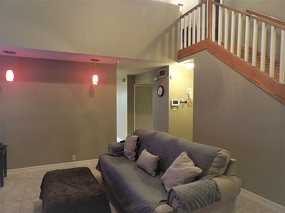 2nd image of 1305 Alta Vista Dr