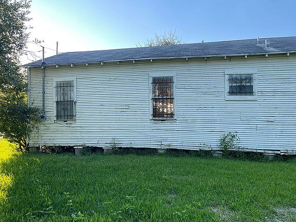3rd image of 1108 Abe Lincoln Ave