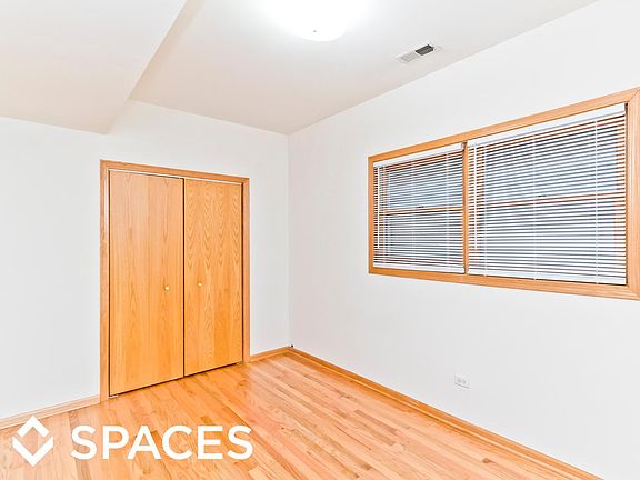 5th image of 1243 W Erie St #2MT