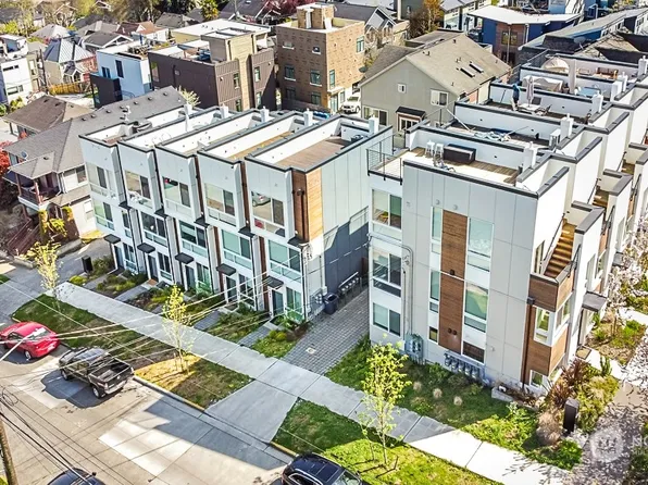 2607 E Thomas Street, Seattle, WA 98112