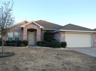 307 Red Oak Ct, Forney, TX 75126