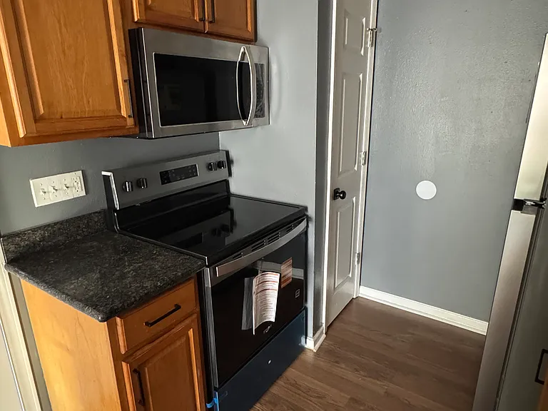 4019 Jupiter Dr — Photo 8