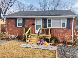 612 9th St SW, Charlottesville, VA 22903