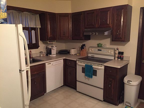 4th image of 209 Lovering Ave #1
