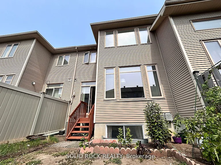 66 Madelon Dr — Photo 14