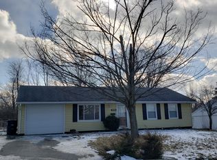 906 Sunset Rdg, Danville, IL 61832