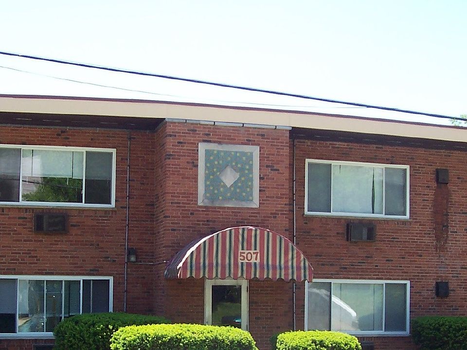 1st image of 507 Lowell Ave APT 4