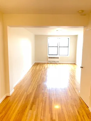 Rented by Silverstreet RE LLC | media 15
