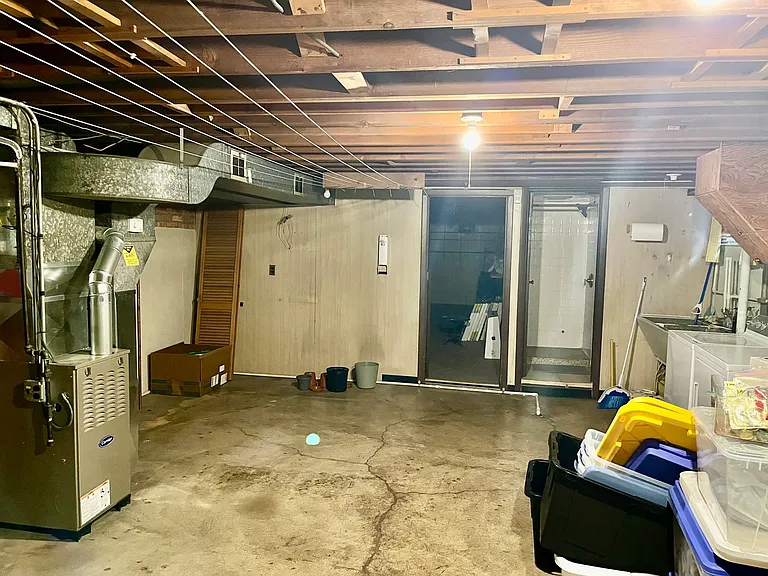 6822 W Higgins Ave — Photo 12