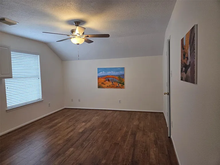 4306 Lakeside Meadow Dr — Photo 32