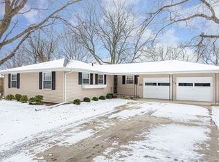 110 E Milner Ave, Dekalb, IL 60115