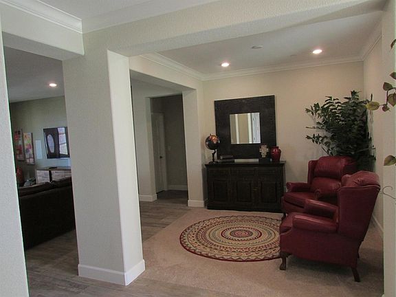 3rd image of 1605 Winne Dr