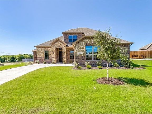 2nd image of 614 Hillstone Dr