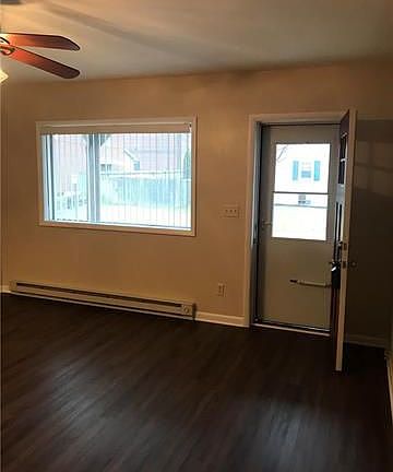 3rd image of 2397 Washington Ave APT 1