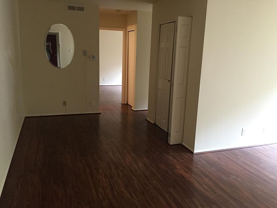1st image of 120 Washington St NE #86