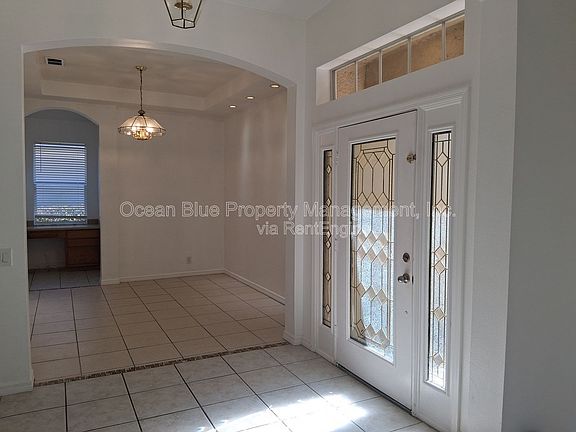 3rd image of 10214 Evergreen Hill Dr