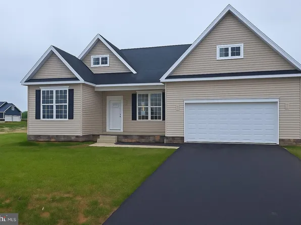 35 Red Stone Ln Lot 69, Hanover, PA 17331