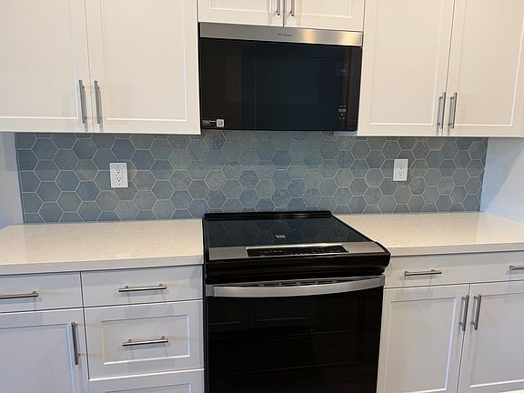3rd image of 4889 Merida Way