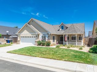 1526 W Cortner St, Hanford, CA 93230