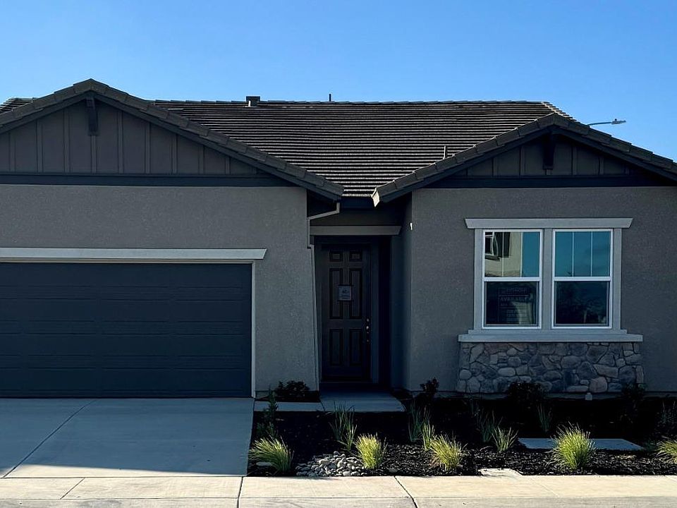 1st image of 2686 Wisteria Drive