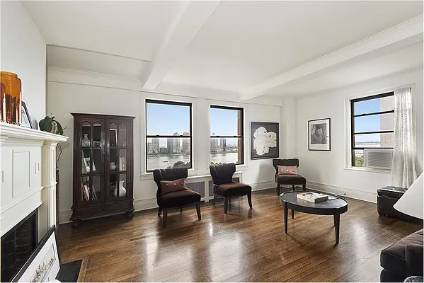Rented by Vivaldi Real Estate | media 10