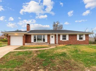 8638 Mayflower Ct, Saint Louis, MO 63132