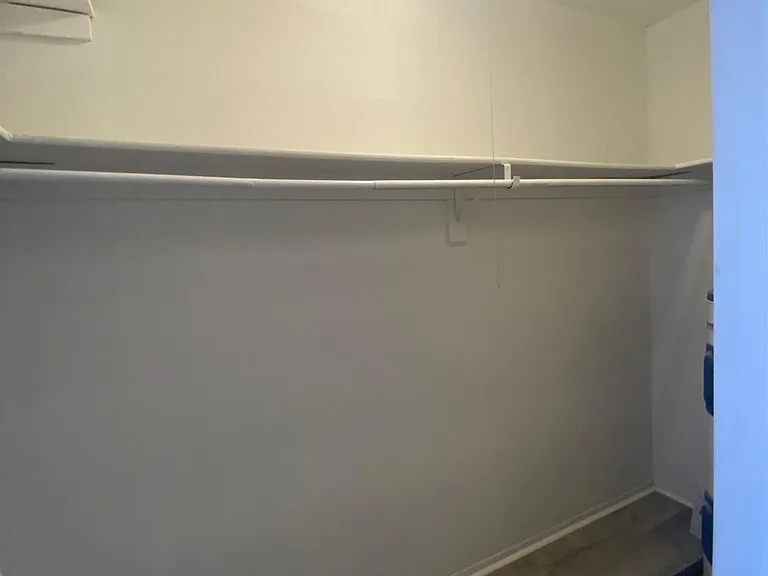 6035 Village Cir #6035 — Photo 12
