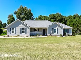 222 Ferguson Ave, Locust Grove, GA 30248