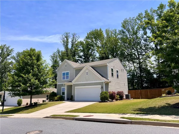 218 Shepard Dr, Dawsonville, GA 30534