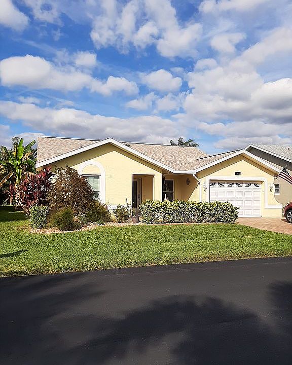 1st image of 17872 Acacia Dr