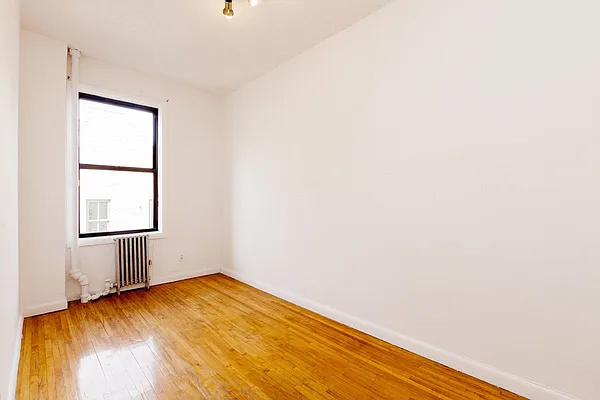 Rented by Compass | media 22