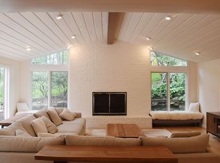 217 Sunridge Rd, Pittsburgh, PA 15238