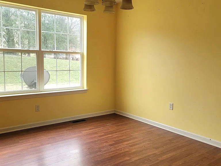 192 Old Schoolhouse Ln — Photo 15