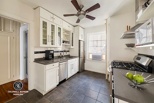 Sold by Coldwell Banker Warburg | media 12