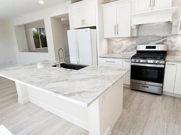 7350 Legacy Pl — Photo 4