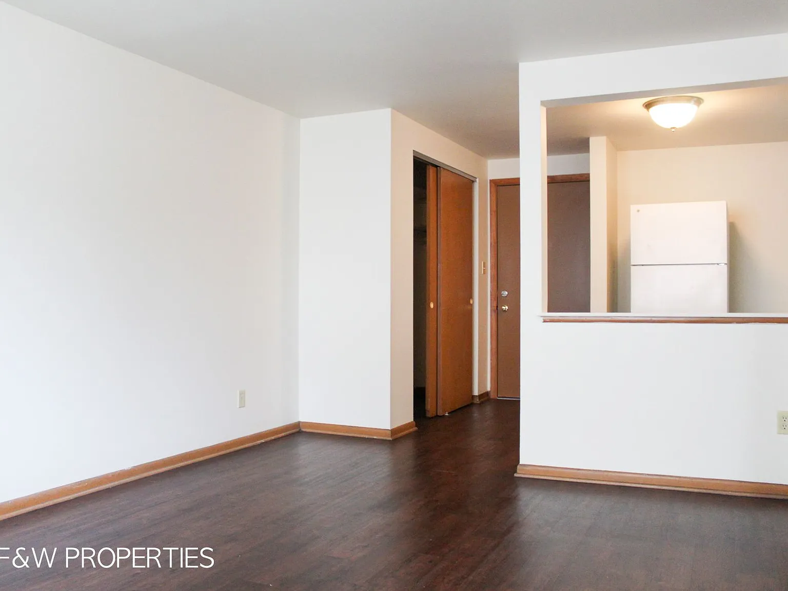 1075 Bryden Road — Photo 4