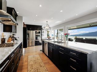 50 Panorama Rd, Lions Bay, BC V0N 2E0