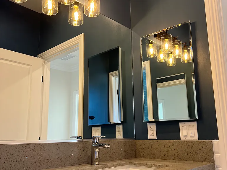203 S Meridith Ave — Photo 8